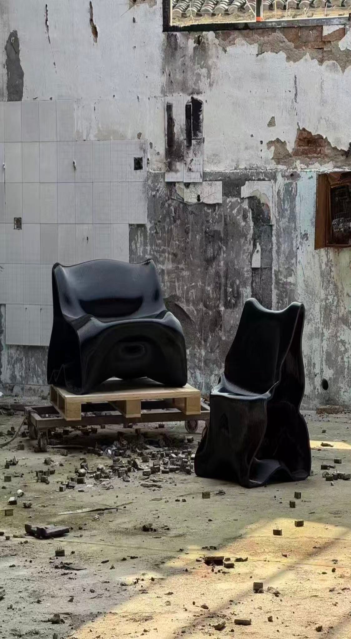 A chair from another world.